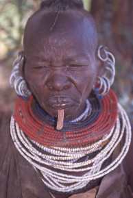 anziana donna Turkana